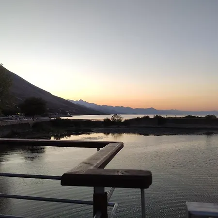 Sunny Side Albania * שקודר