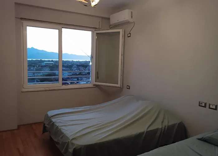 Sunny Side Albania شقة شكودر