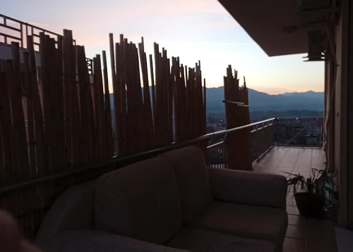 Sunny Side Albania شقة شكودر