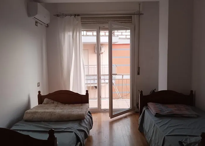 Sunny Side Albania شقة شكودر