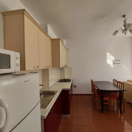 Sunny Side Albania Apartment *