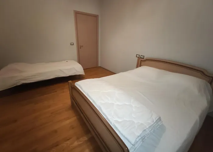 Sunny Side Albania * Shkodër